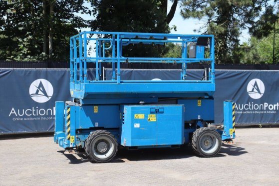 Scissor Lift Genie GS2669 RT Diesel 680kg 9.7m 2014 GS2669 RT 2014 2 Scissor Lifts
