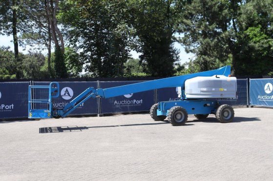 Telescopic boom lift Genie S-45 Diesel 227kg 13.2m 2012 S-45 2012 2