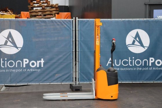 Still Electric Stacker 1000kg 1.86m 2