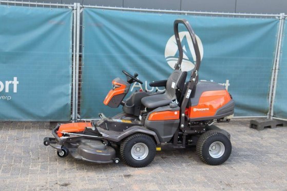Husqvarna P524X Petrol Ride-on Mower 15.6kW 2024 New P524X EFI 2024 1