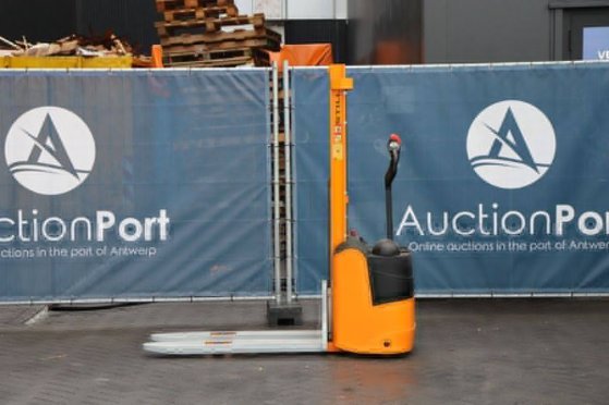 Still Electric Stacker 1000kg 1.86m 2