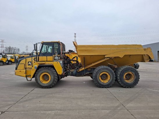 Komatsu HM300-3 HM300-3 2015 2 Articulated Dump Trucks