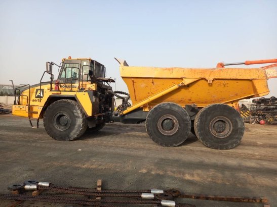 Komatsu HM400-3R (4 pcs available for sale in Abu Dhabi) HM400-3R (4 pcs available for sale in Abu Dhabi) 2017 2 Articulat...
