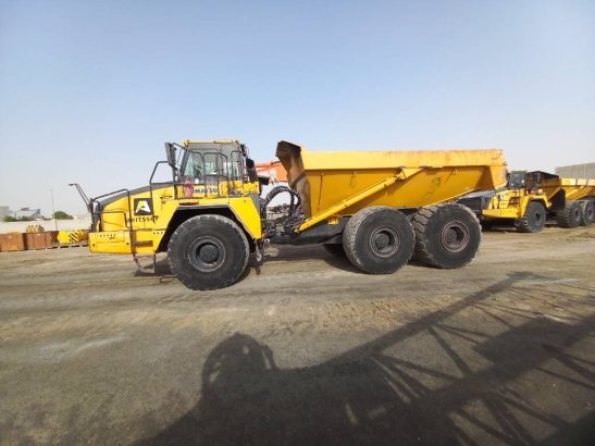 Komatsu HM400-3R (4 units available for sale in Abu Dhabi) HM400-3R (4 units available for sale in Abu Dhabi) 2017 2 Artic...