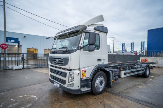 VOLVO FM 330 FM 330 2013 2