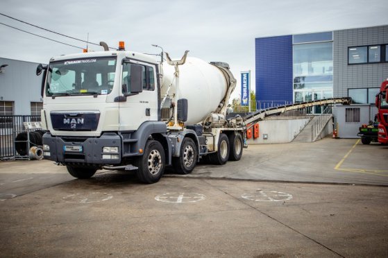 MAN TGS 32.400 BB+STETTER+BELT/BAND/TAPIS TGS 32.400 BB+STETTER+BELT/BAND/TAPIS 2008 2