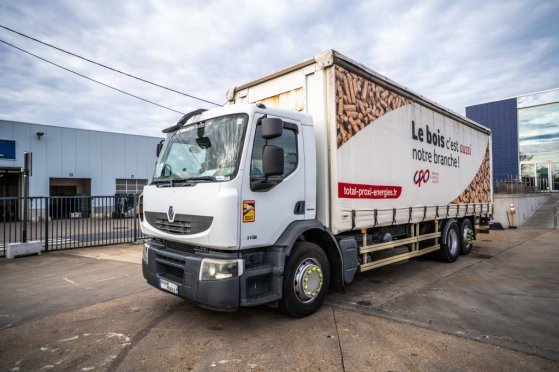 RENAULT PREMIUM 310 6X2 + Palfinger 2.5T PREMIUM 310 6X2 + Palfinger 2.5T 2011 2