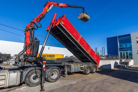 TURBO'S HOET KIPPER + PALFINGER EPSILON Q200Z TURBO'S HOET KIPPER + PALFINGER EPSILON Q200Z 2018 2