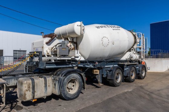 RENDERS BETON MIXER 12M3 + MOTOR (MALAXEUR/MISCHER) Renders BETON MIXER 12M3 + MOTOR (MALAXEUR/MISCHER) 2012 2