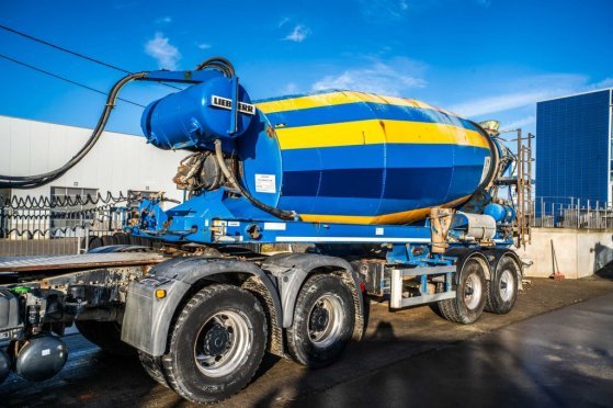 LIEBHERR BETONMIXER-LIEBHERR-12 M3 BETONMIXER-LIEBHERR-12 M3 2017 2