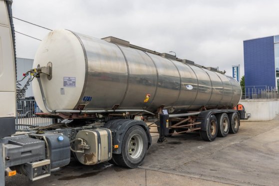 BSL BSL STC1 - 28.000 L BSL BSL STC1 - 28.000 L 1981 2 Tanker semi trailers