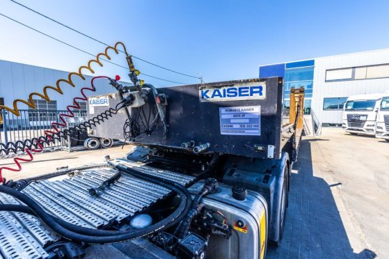 ROBUSTE KAISER S570 3F Robuste Kaiser S570 3F 2002 2 Lowloader semi-trailers