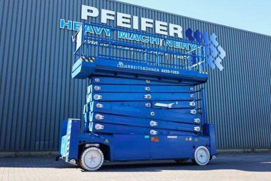 PB LIFT S225-12ES Electric, 22.5m Working Height, 450 PB LIFT S225-12ES Electric, 22.5m Working Height, 450 2016 2 Scissor...