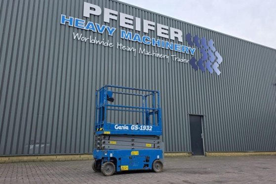 Genie GS1932 Electric, Working Height 7.8 m, 227kg Capac 4842 2013 2 Scissor Lifts