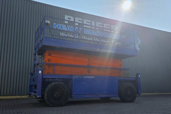 Liftlux SL205-25 D4WDS/P Diesel, 4x4 Drive, Hydraulic Deck Liftlux SL205-25 D4WDS/P Diesel, 4x4 Drive, Hydraulic Deck 2002...