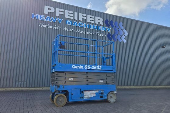Genie GS2632 Electric, 10m Working Height, 227kg Capacit GS2632 Electric, 10m Working Height, 227kg Capacit 2011 2 Scissor...