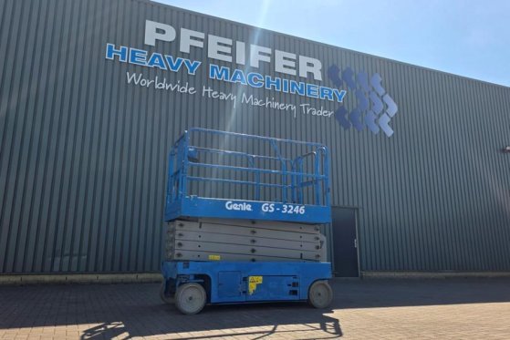 Genie GS3246 Electric, Working Height 11.75 m, 318kg Cap GS3246 Electric, Working Height 11.75 m, 318kg Cap 2015 2 Scissor...