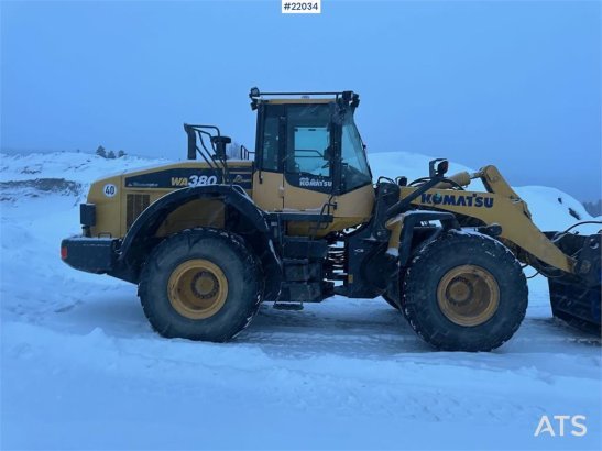 Komatsu WA380-7 wheel loader w/ bucket, scale, summer and 848 2016 2 Wheel Loaders