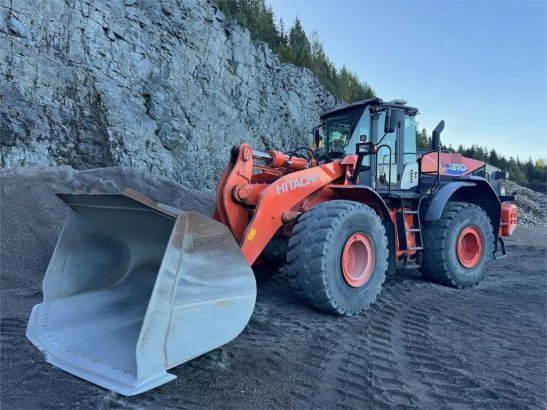 Hitachi ZW310 Wheel Loader with/Bucket. 3400 Hours! 884 2017 2 Wheel Loaders