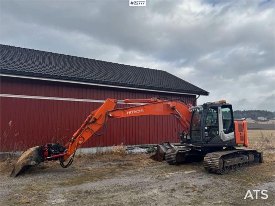 Hitachi ZX135US-3 Crawler Excavator with 2 buckets and rot 10227 2010 2 Crawler Excavators