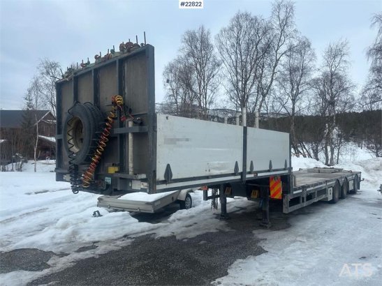 Broshuis E2190/27 3 axle semi-trailer w/ drive bridges Broshuis E2190/27 3 axle semi-trailer w/ drive bridges 2013 2