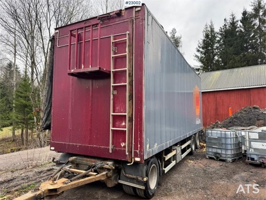 Tyllis wood chip trailer with hydraulic roof. Tyllis wood chip trailer with hydraulic roof. 2005 2