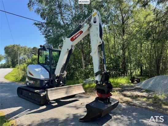 Bobcat E55Z Mini Excavator w/ Rototilt and 2 buckets. 260 E55Z Mini Excavator w/ Rototilt and 2 buckets. 260 2022 2 Crawle...