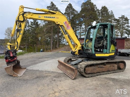 Yanmar SV100-1 equipped with a digging bucket, toothed bu 923 2012 2 Crawler Excavators