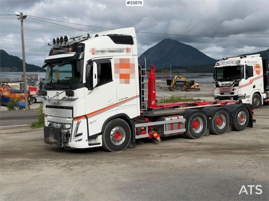 Volvo FH540 8x4 plow rigged hook truck w/ underlying bla 3294 2025 2