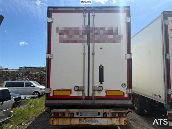 Krone cool liner 3-axle semi box trailer with 2 temperat cool liner 3-axle semi box trailer with 2 temperat 2014 2