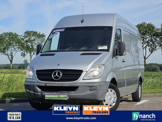 MERCEDES-BENZ SPRINTER 319 v6 3.0ltr ac aut SPRINTER 319 V6 3.0ltr ac aut 2011 2 Small Vans