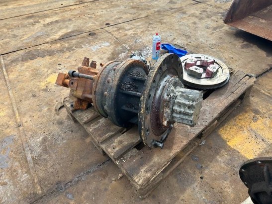 CAT 323 swing motor 515-6105 378-9516 36 2018 2