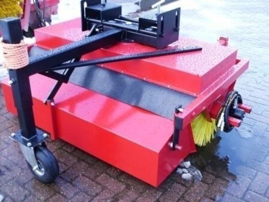 Heftruck + shovel bezems HEFTRUCK + shovel bezems 1