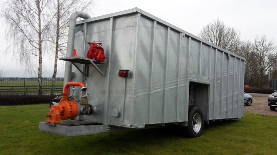 Agomac gegalvaniseerde mest-pompcontainer Agomac gegalvaniseerde mest-pompcontainer 1